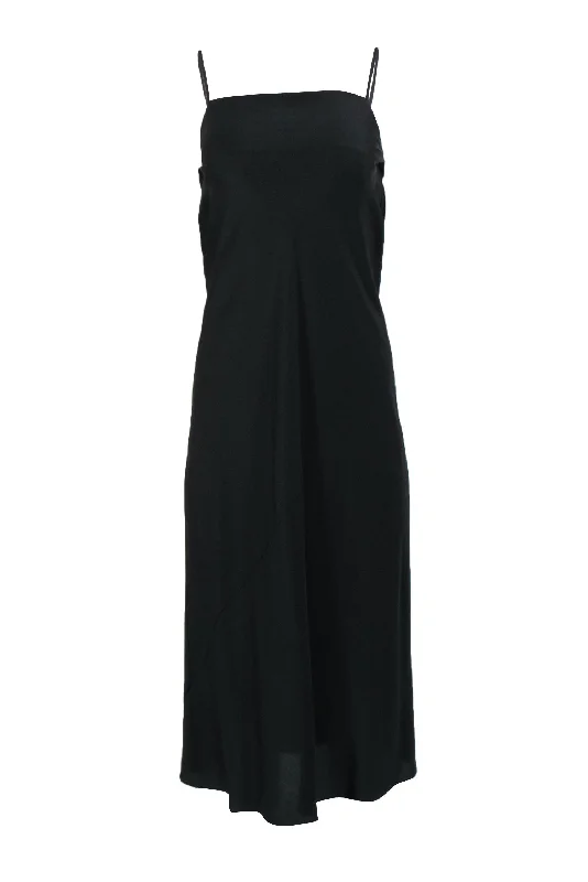 Empire Waist Women Dress to Accentuate the Bust and Conceal the Waist Empire Waist Women Dress to Accentuate the Bust and Conceal the Waist COS - Black Sleeveless Strappy Silk Maxi Slip Dress Sz 4 Empire Waist Women Dress to Accentuate the Bust and Conceal the Waist Empire Waist Women Dress to Accentuate the Bust and Conceal the Waist COS - Black Sleeveless Strappy Silk Maxi Slip Dress Sz 4