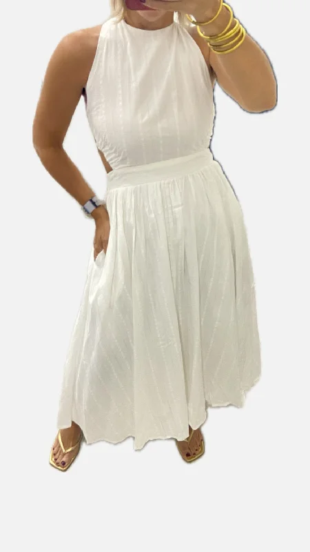 Wrap - Style Women Dress with Adjustable Fit for All Body Types Wrap - Style Women Dress with Adjustable Fit for All Body Types Estefania Dress Wrap - Style Women Dress with Adjustable Fit for All Body Types Wrap - Style Women Dress with Adjustable Fit for All Body Types Estefania Dress