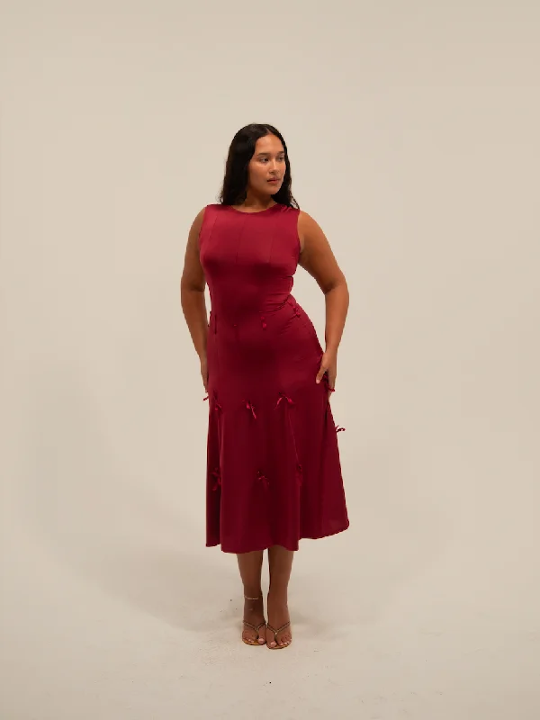 Mini Women Dress with a Short Hem for a Young and Trendy Style Mini Women Dress with a Short Hem for a Young and Trendy Style HEIRESS DRESS IN SANGRIA Mini Women Dress with a Short Hem for a Young and Trendy Style Mini Women Dress with a Short Hem for a Young and Trendy Style HEIRESS DRESS IN SANGRIA