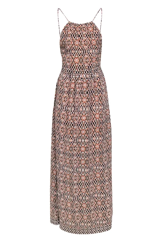 Ruffled Women Dress with Multiple Layers for a Playful and Girly Style Ruffled Women Dress with Multiple Layers for a Playful and Girly Style Joie - Beige, Pink & Black Bohemian Print Silk Maxi Dress w/ Lace-Up Back Sz 2 Ruffled Women Dress with Multiple Layers for a Playful and Girly Style Ruffled Women Dress with Multiple Layers for a Playful and Girly Style Joie - Beige, Pink & Black Bohemian Print Silk Maxi Dress w/ Lace-Up Back Sz 2