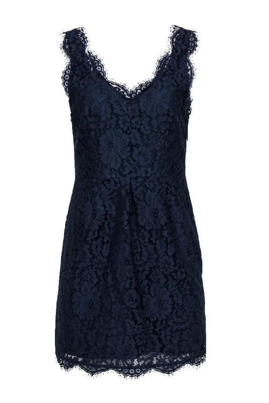 Shift Women Dress with a Simple and Classic Design for Everyday Wear Shift Women Dress with a Simple and Classic Design for Everyday Wear Joie - Navy Floral Lace Sleeveless Fit & Flare Dress Sz S Shift Women Dress with a Simple and Classic Design for Everyday Wear Shift Women Dress with a Simple and Classic Design for Everyday Wear Joie - Navy Floral Lace Sleeveless Fit & Flare Dress Sz S