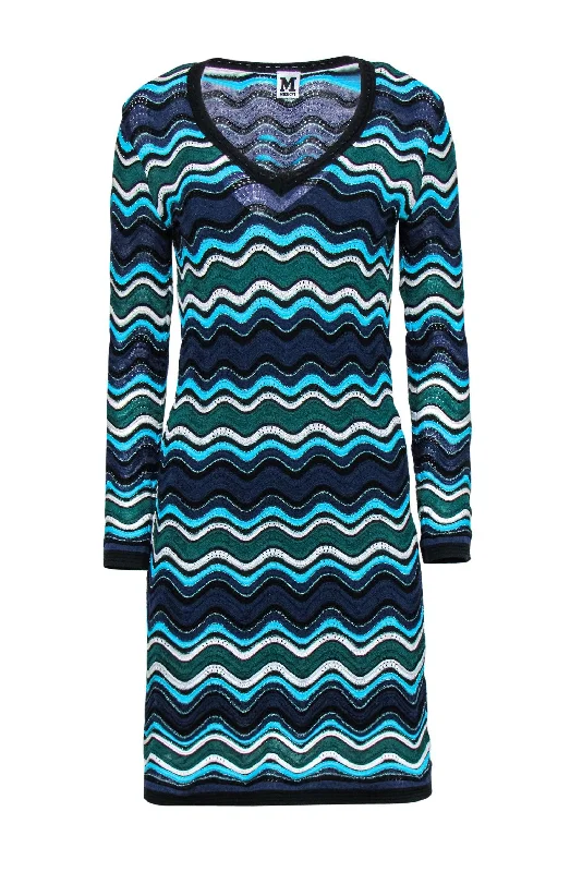 Pleated Women Dress with a Timeless and Elegant Texture Pleated Women Dress with a Timeless and Elegant Texture M Missoni - Blue. Green & White Squiggly Sparkly Knit Midi Dress Sz 4 Pleated Women Dress with a Timeless and Elegant Texture Pleated Women Dress with a Timeless and Elegant Texture M Missoni - Blue. Green & White Squiggly Sparkly Knit Midi Dress Sz 4