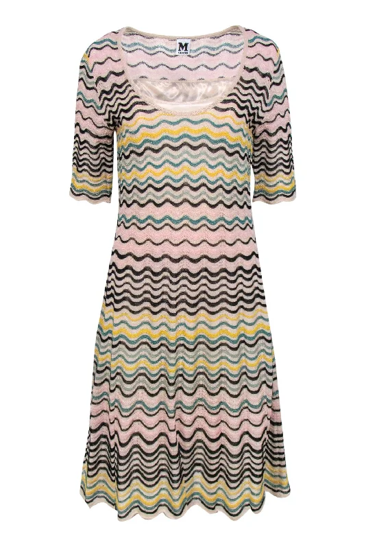 Pleated Women Dress with a Timeless and Elegant Texture Pleated Women Dress with a Timeless and Elegant Texture Missoni - Beige & Multicolor Sparkly Squiggly Striped Knit Dress Sz 8 Pleated Women Dress with a Timeless and Elegant Texture Pleated Women Dress with a Timeless and Elegant Texture Missoni - Beige & Multicolor Sparkly Squiggly Striped Knit Dress Sz 8