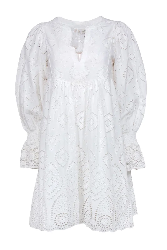 Mini Women Dress with a Short Hem for a Young and Trendy Style Mini Women Dress with a Short Hem for a Young and Trendy Style Spell & The Gypsy - White Eyelet “Dylan Smock” Shift Dress w/ Tassels & Lace Trim Sz S Mini Women Dress with a Short Hem for a Young and Trendy Style Mini Women Dress with a Short Hem for a Young and Trendy Style Spell & The Gypsy - White Eyelet “Dylan Smock” Shift Dress w/ Tassels & Lace Trim Sz S