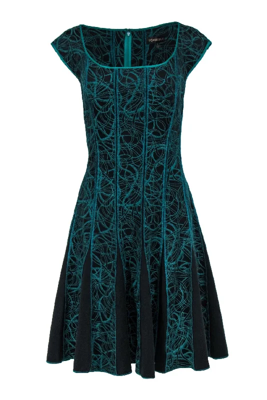 Backless Women Dress for a Sexy and Alluring Look at Evening Events Backless Women Dress for a Sexy and Alluring Look at Evening Events Tadashi Shoji - Emerald Green & Black Swirly Embroidered Cap Sleeve A-Line Dress Sz L Backless Women Dress for a Sexy and Alluring Look at Evening Events Backless Women Dress for a Sexy and Alluring Look at Evening Events Tadashi Shoji - Emerald Green & Black Swirly Embroidered Cap Sleeve A-Line Dress Sz L
