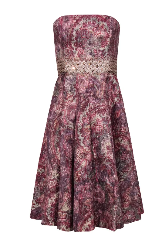 Mini Women Dress with a Short Hem for a Young and Trendy Style Mini Women Dress with a Short Hem for a Young and Trendy Style Tibi - Pink Metallic Paisley A-Line Strapless Dress w/ Sequins Sz 8 Mini Women Dress with a Short Hem for a Young and Trendy Style Mini Women Dress with a Short Hem for a Young and Trendy Style Tibi - Pink Metallic Paisley A-Line Strapless Dress w/ Sequins Sz 8