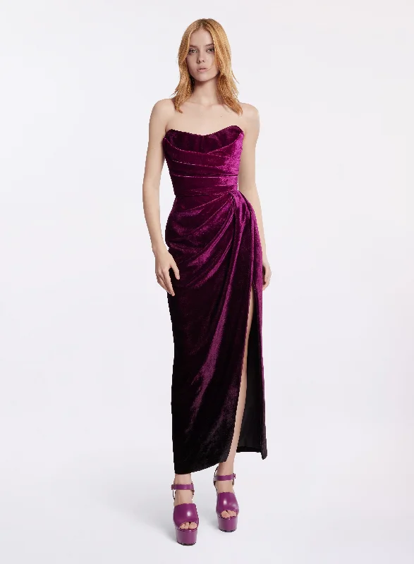 Sleeveless Women Dress in Bright Colors for Summer Parties Sleeveless Women Dress in Bright Colors for Summer Parties Velvet Midi Dress Sleeveless Women Dress in Bright Colors for Summer Parties Sleeveless Women Dress in Bright Colors for Summer Parties Velvet Midi Dress