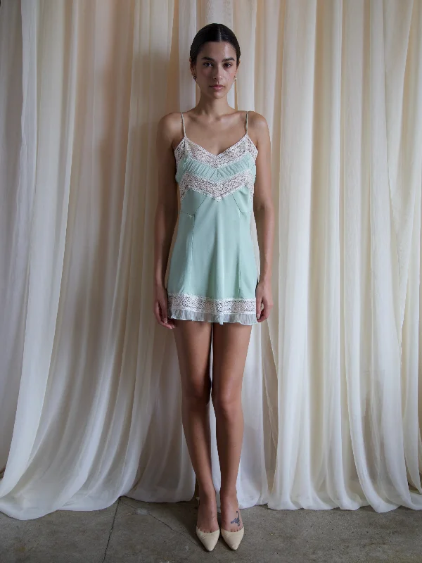 Sleeveless Women Dress in Bright Colors for Summer Parties Sleeveless Women Dress in Bright Colors for Summer Parties WATERNYMPH DRESS IN MIST GREEN Sleeveless Women Dress in Bright Colors for Summer Parties Sleeveless Women Dress in Bright Colors for Summer Parties WATERNYMPH DRESS IN MIST GREEN