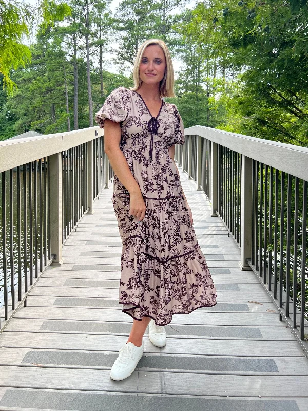 Mini Women Dress with a Short Hem for a Young and Trendy Style Mini Women Dress with a Short Hem for a Young and Trendy Style Wishful Thinking Floral Midi Dress Mini Women Dress with a Short Hem for a Young and Trendy Style Mini Women Dress with a Short Hem for a Young and Trendy Style Wishful Thinking Floral Midi Dress