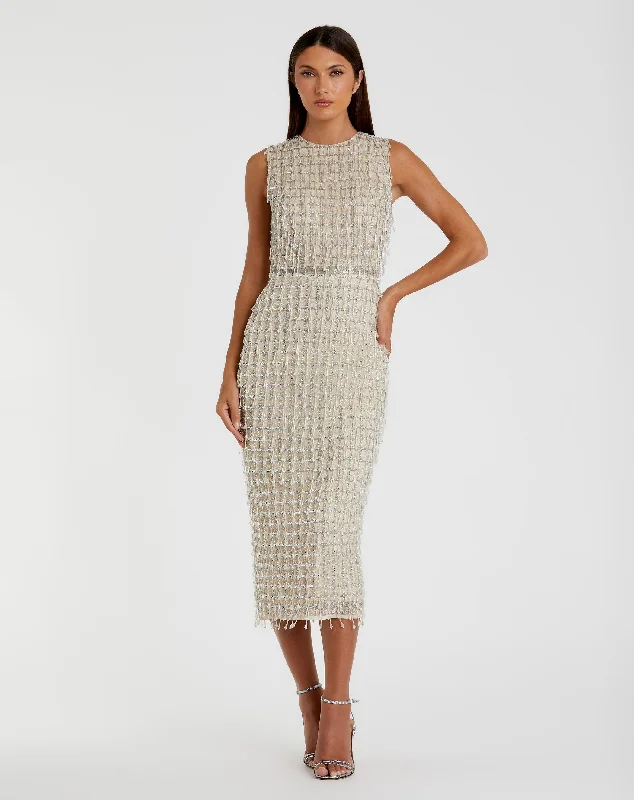 Midi dresses with keyhole backs for a flirty and unexpected detail Sleeveless High Neck Beaded Midi Sheath Dress Midi dresses with keyhole backs for a flirty and unexpected detail Sleeveless High Neck Beaded Midi Sheath Dress