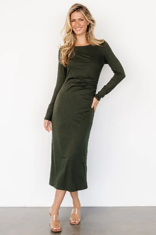 Midi dresses with asymmetric hems for a fashion - forward and dynamic appearance Jaelyn Ruched Dress | Olive Midi dresses with asymmetric hems for a fashion - forward and dynamic appearance Jaelyn Ruched Dress | Olive