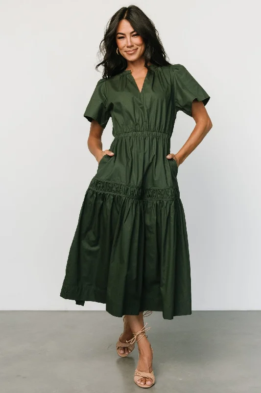Midi dresses with tiered skirts for a bohemian festival look Jerrah Midi Dress | Deep Green Midi dresses with tiered skirts for a bohemian festival look Jerrah Midi Dress | Deep Green