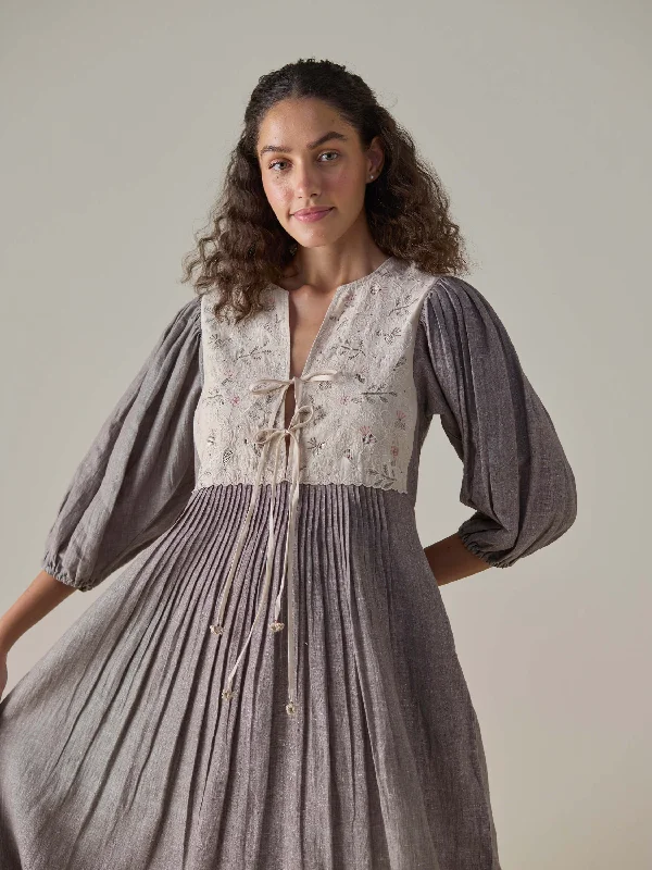 Midi dresses with mesh inserts for a trendy and breathable option Koa Linen Midi Dress Midi dresses with mesh inserts for a trendy and breathable option Koa Linen Midi Dress