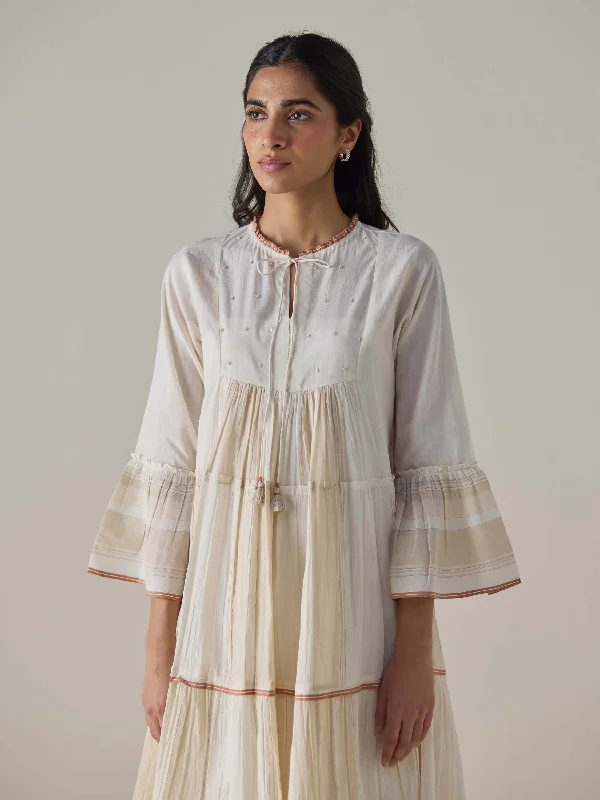 Midi dresses with tassel accents for a bohemian and free - spirited style Sepia Floater Tier Dress Midi dresses with tassel accents for a bohemian and free - spirited style Sepia Floater Tier Dress