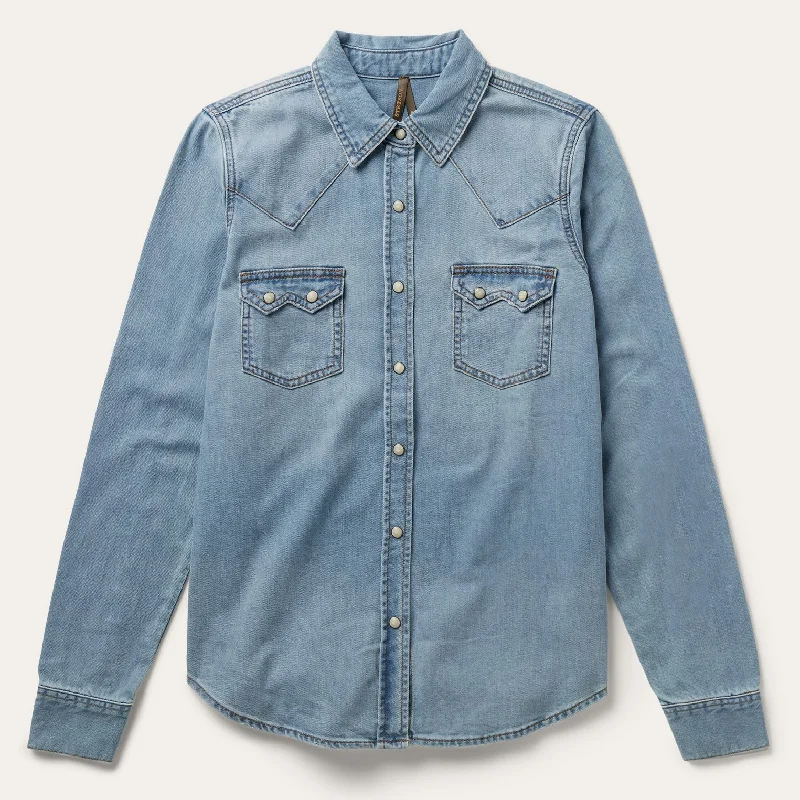 Plus - Size Denim Top for a Comfortable and Stylish Fit Loose Fit Denim Shirt